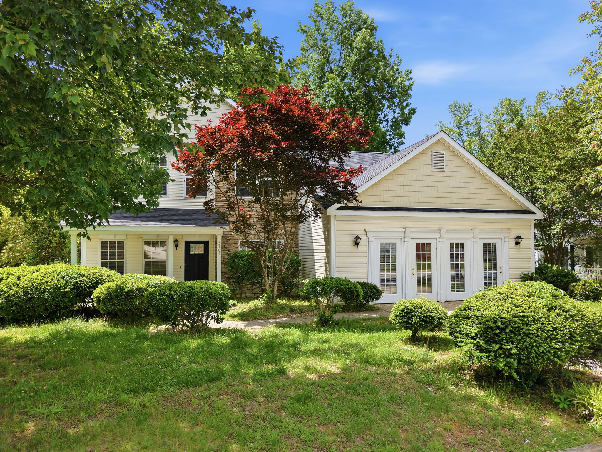 Property main image