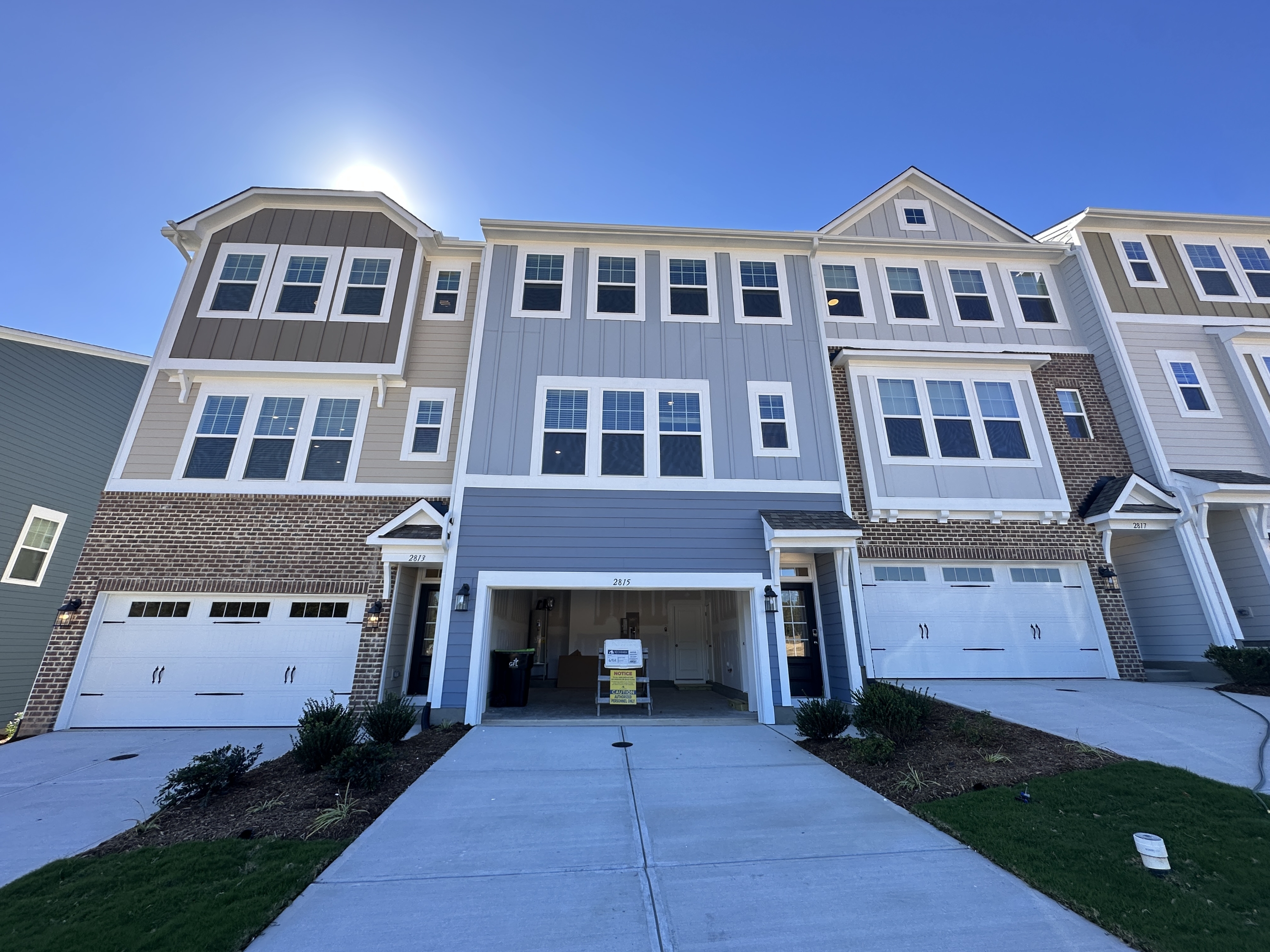 2815 Carbondale Ct - 1